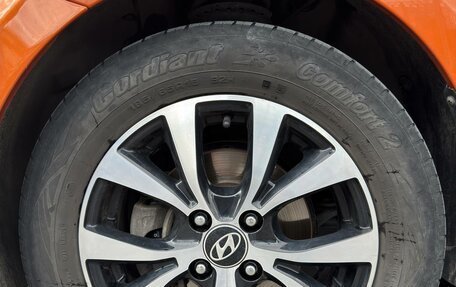 Hyundai Solaris II рестайлинг, 2015 год, 1 150 000 рублей, 10 фотография