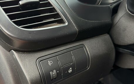 Hyundai Solaris II рестайлинг, 2015 год, 1 150 000 рублей, 13 фотография