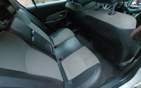 Chevrolet Cruze II, 2013 год, 650 000 рублей, 18 фотография