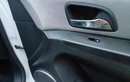 Chevrolet Cruze II, 2013 год, 650 000 рублей, 17 фотография