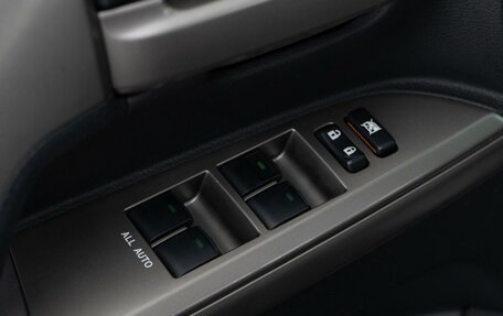 Toyota Land Cruiser 200, 2009 год, 3 379 050 рублей, 17 фотография