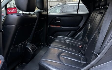 Lexus RX IV рестайлинг, 2001 год, 750 000 рублей, 24 фотография