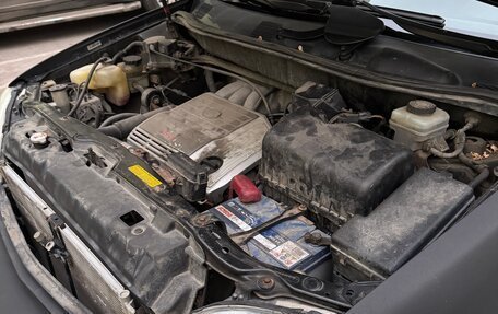 Lexus RX IV рестайлинг, 2001 год, 750 000 рублей, 30 фотография