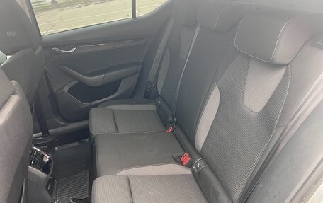 Skoda Octavia IV, 2020 год, 2 000 000 рублей, 13 фотография