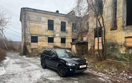 Mitsubishi Outlander III рестайлинг 3, 2011 год, 1 100 000 рублей, 2 фотография