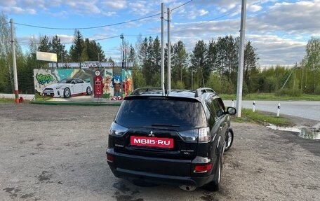 Mitsubishi Outlander III рестайлинг 3, 2011 год, 1 100 000 рублей, 6 фотография