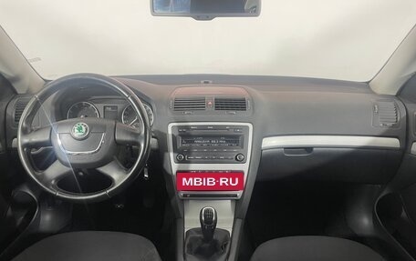 Skoda Octavia, 2012 год, 855 000 рублей, 10 фотография