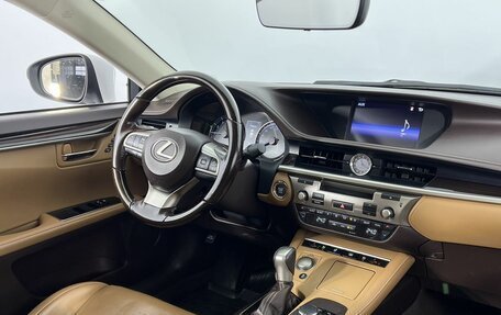Lexus ES VII, 2017 год, 2 800 000 рублей, 14 фотография