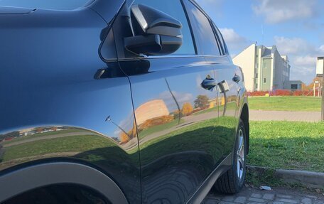 Toyota RAV4, 2015 год, 2 150 000 рублей, 14 фотография