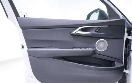 BMW 1 серия, 2021 год, 2 200 000 рублей, 23 фотография