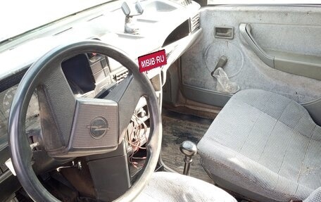 Opel Kadett E рестайлинг, 1987 год, 28 000 рублей, 3 фотография