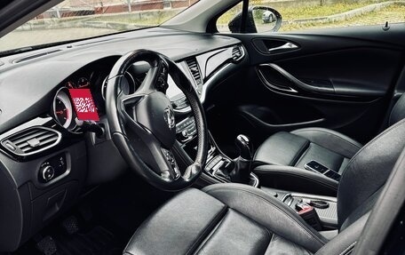 Opel Astra K, 2016 год, 1 550 000 рублей, 10 фотография