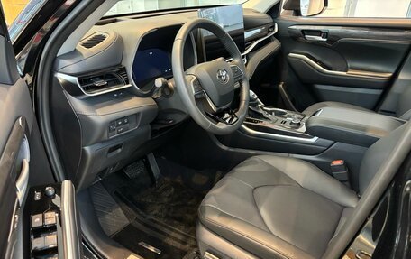 Toyota Highlander, 2025 год, 6 700 000 рублей, 15 фотография