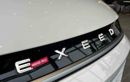 CheryExeed TXL, 2024 год, 4 050 000 рублей, 5 фотография