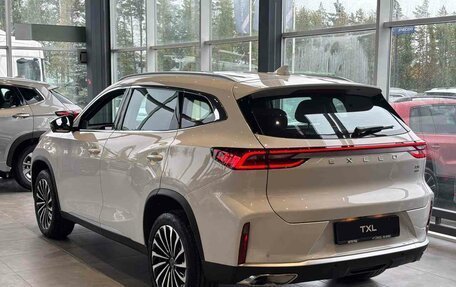 CheryExeed TXL, 2024 год, 4 050 000 рублей, 8 фотография