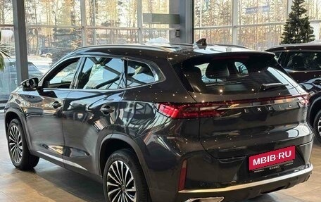 CheryExeed TXL, 2024 год, 4 050 000 рублей, 4 фотография