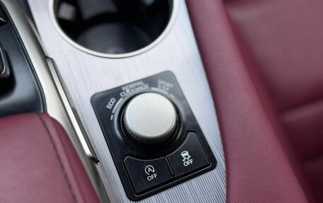 Lexus RX IV рестайлинг, 2018 год, 4 850 000 рублей, 18 фотография