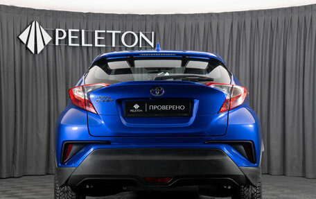 Toyota C-HR I рестайлинг, 2018 год, 2 570 000 рублей, 6 фотография