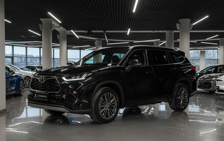 Toyota Highlander, 2025 год, 6 150 000 рублей, 4 фотография
