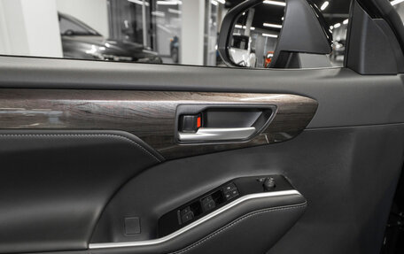 Toyota Highlander, 2025 год, 6 150 000 рублей, 23 фотография