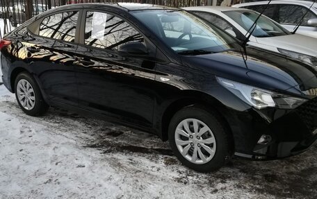 Hyundai Solaris II рестайлинг, 2020 год, 1 650 000 рублей, 2 фотография