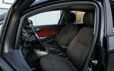 Opel Astra J, 2011 год, 699 000 рублей, 11 фотография