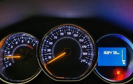 Renault Sandero II рестайлинг, 2017 год, 900 000 рублей, 9 фотография