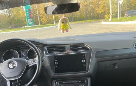 Volkswagen Tiguan II, 2019 год, 2 250 000 рублей, 5 фотография