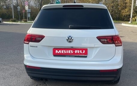 Volkswagen Tiguan II, 2019 год, 2 250 000 рублей, 3 фотография