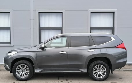 Mitsubishi Pajero Sport III рестайлинг, 2021 год, 2 490 000 рублей, 8 фотография