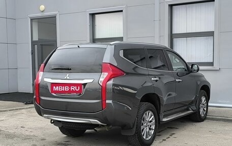 Mitsubishi Pajero Sport III рестайлинг, 2021 год, 2 490 000 рублей, 5 фотография