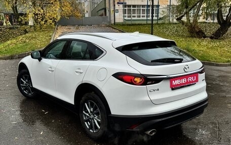 Mazda CX-4, 2023 год, 3 300 000 рублей, 2 фотография