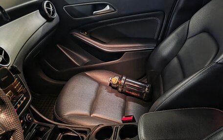 Mercedes-Benz GLA, 2014 год, 1 750 000 рублей, 11 фотография