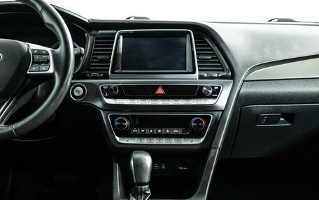 Hyundai Sonata VII, 2018 год, 1 999 700 рублей, 14 фотография