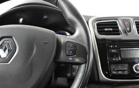 Renault Sandero II рестайлинг, 2016 год, 697 100 рублей, 15 фотография