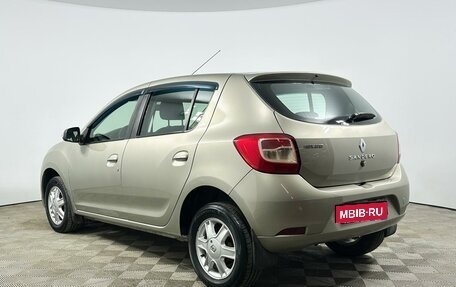 Renault Sandero II рестайлинг, 2016 год, 697 100 рублей, 2 фотография