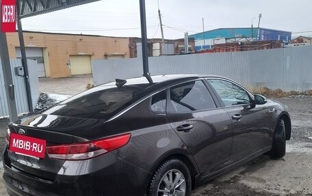 KIA Optima IV, 2017 год, 1 600 000 рублей, 6 фотография