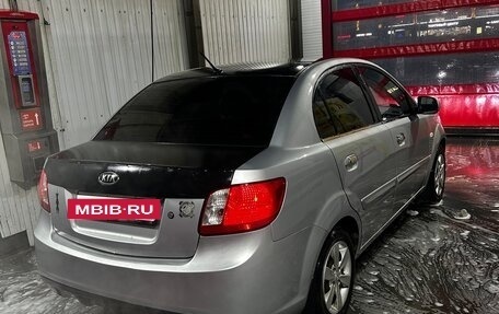 KIA Rio II, 2009 год, 359 999 рублей, 9 фотография