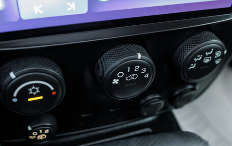 Hummer H3, 2008 год, 1 820 000 рублей, 18 фотография