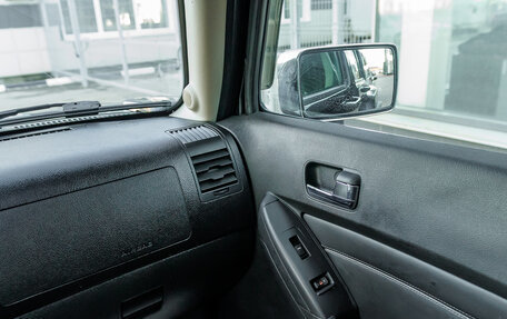 Hummer H3, 2008 год, 1 820 000 рублей, 22 фотография