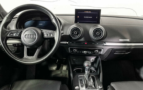 Audi A3, 2017 год, 1 997 000 рублей, 12 фотография