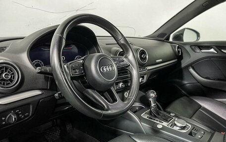 Audi A3, 2017 год, 1 997 000 рублей, 13 фотография