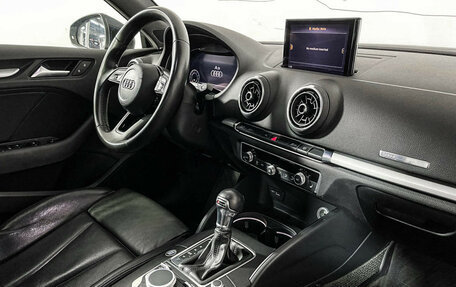 Audi A3, 2017 год, 1 997 000 рублей, 9 фотография