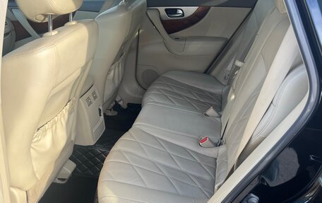 Infiniti QX70, 2015 год, 1 900 000 рублей, 12 фотография