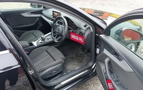 Audi A4, 2019 год, 2 100 000 рублей, 10 фотография