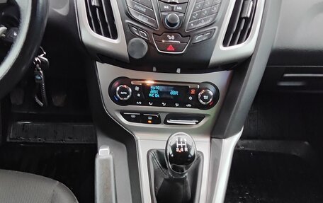 Ford Focus III, 2014 год, 900 000 рублей, 15 фотография