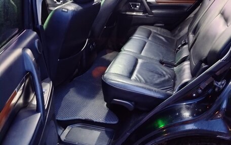 Mitsubishi Pajero IV, 2007 год, 1 350 000 рублей, 2 фотография