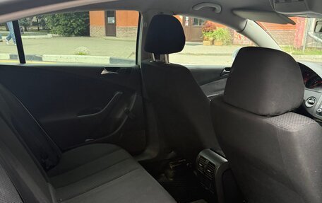 Volkswagen Passat B6, 2007 год, 510 000 рублей, 13 фотография