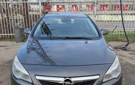 Opel Astra J, 2011 год, 900 000 рублей, 10 фотография
