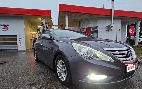 Hyundai Sonata VI, 2011 год, 1 250 000 рублей, 3 фотография